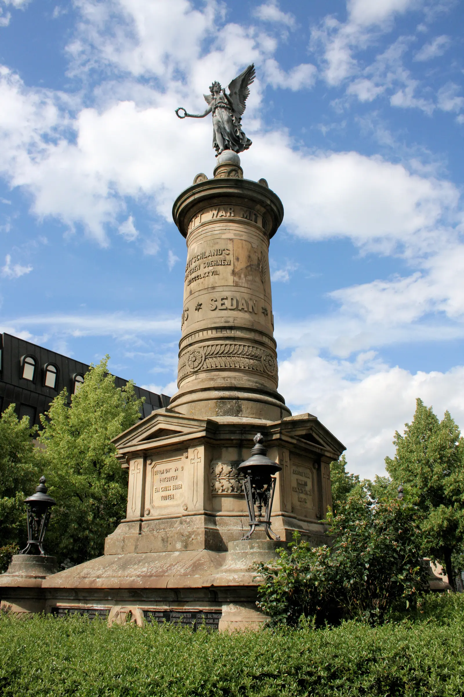 Siegessäule am Marktplatz von Siegburg